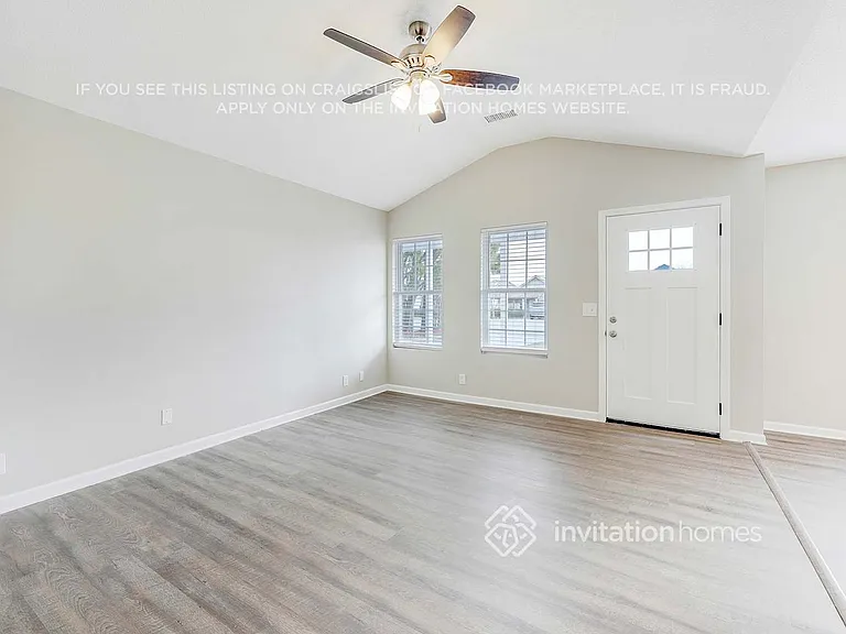 2610 Hawk Eye Ct — Photo 2