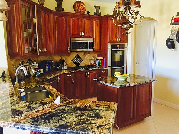 3rd image of 902 SW Grand Reserves Blvd