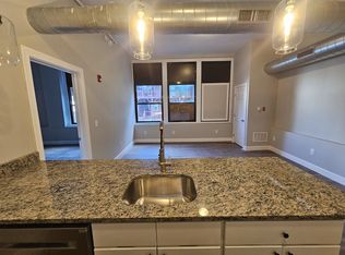 22 Richard St #B401, New Haven, CT 06513