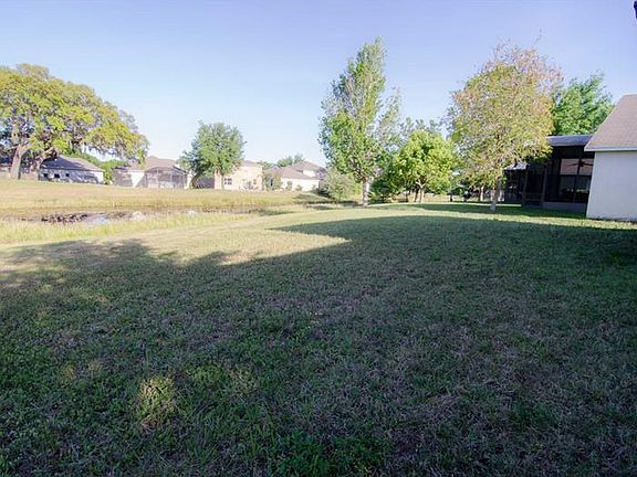 2nd image of 3925 Shawn Cir