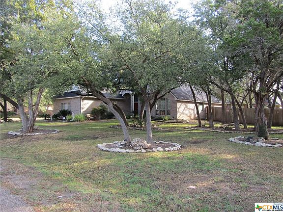 4th image of 4 Holly Oaks Dr