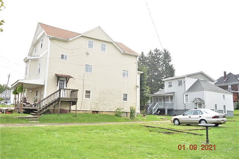 1st image of 512 S 8th St