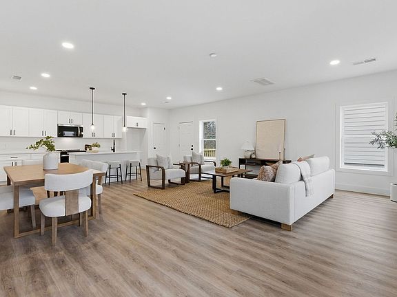 4th image of 1024 Scenic View Ct