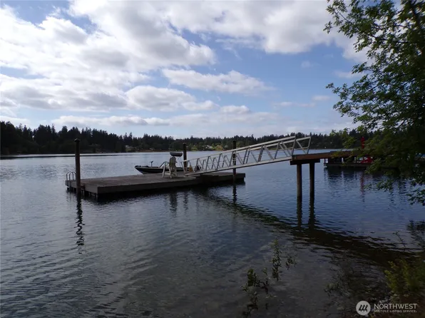 16 Loch Lane SW, Lakewood, WA 98499