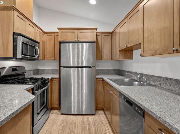 salem-oregon-2101567058 picture