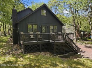 43 Estates Dr, Lake Harmony, PA 18624