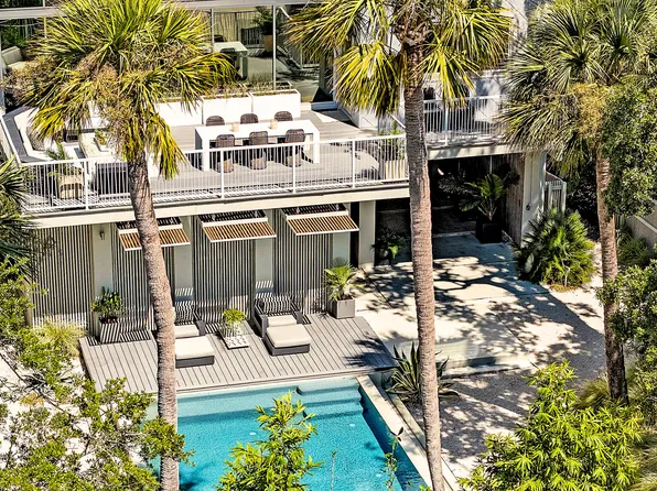 202 E Huron Ave, Folly Beach, SC 29439