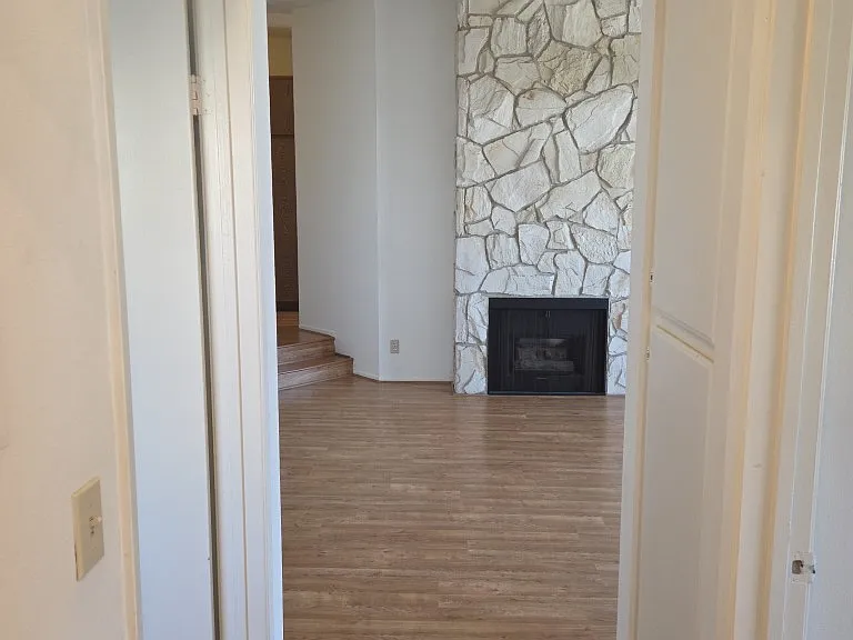 13561 Moorpark St — Photo 13