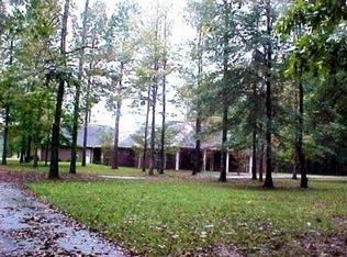 2610 Divoky Rd, Pine Bluff, AR 71603