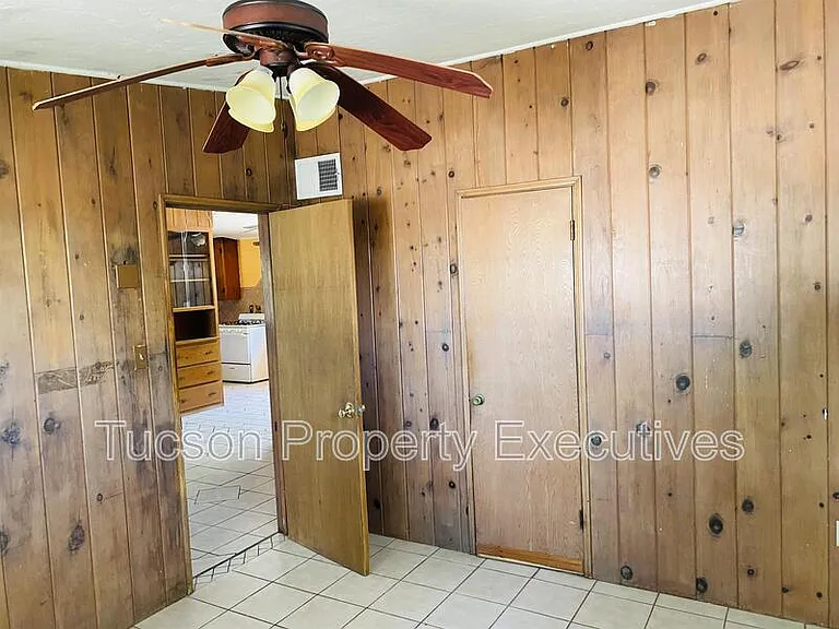 1615 E Adelaide Dr #4 — Photo 10