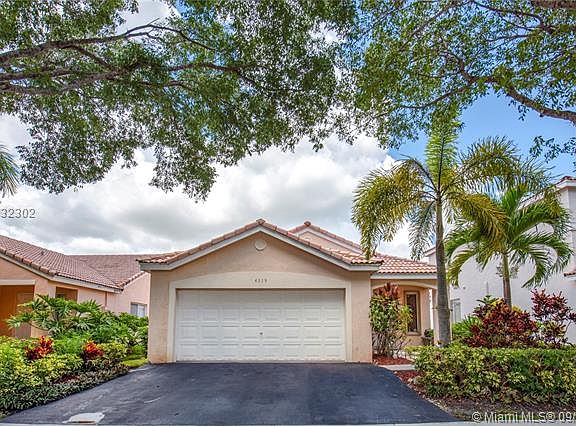 The Ridges, 3/2/2 Home For Sale