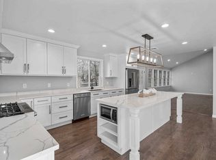 236 Mennella Rd, Poughquag, NY 12570