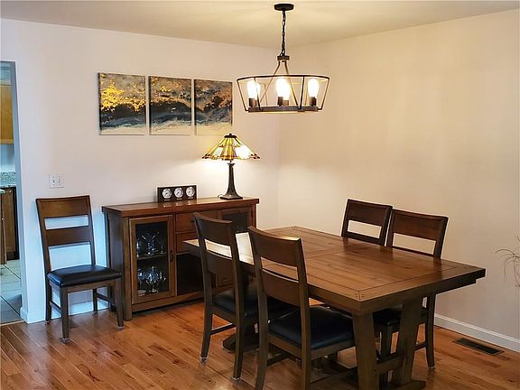 3rd image of 6 Sparrow Cir Unit 5