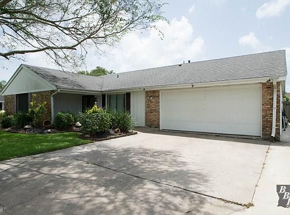 2nd image of 1609 Glenmont Dr