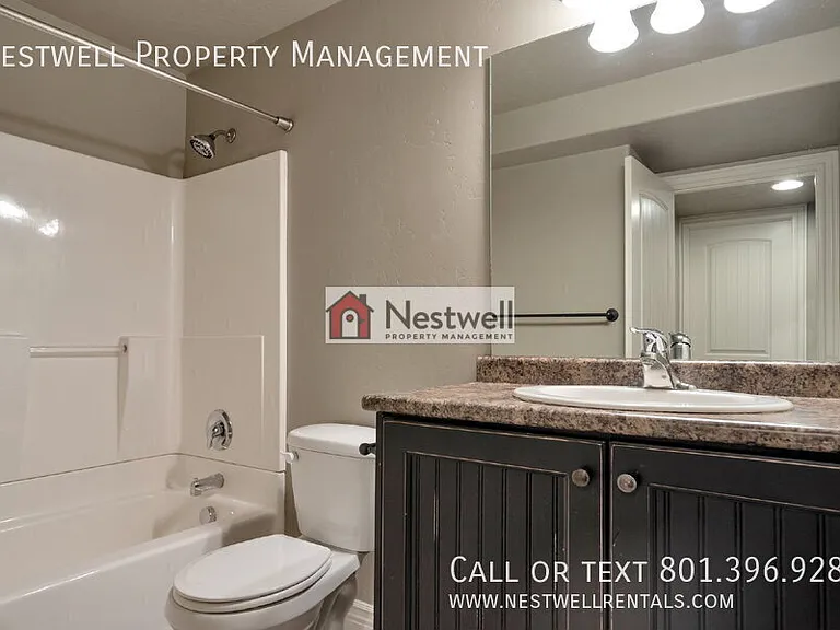 4631 W Vermillion Dr — Photo 29