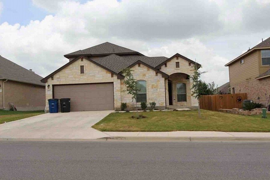 1st image of 2117 Dove Crossing Dr