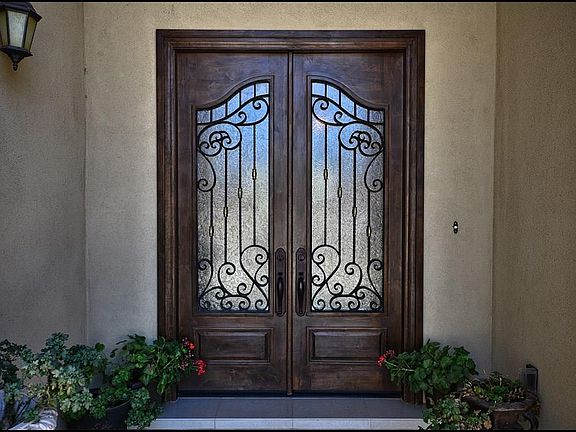 4th image of 2213 Hacienda Rey Dr