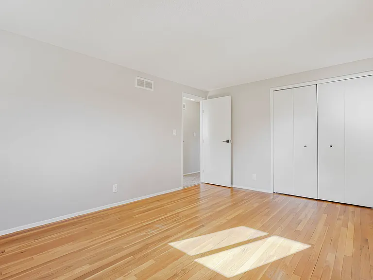 552 Allview Ct — Photo 23