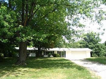 1st image of 8682 Beacon Hill Dr