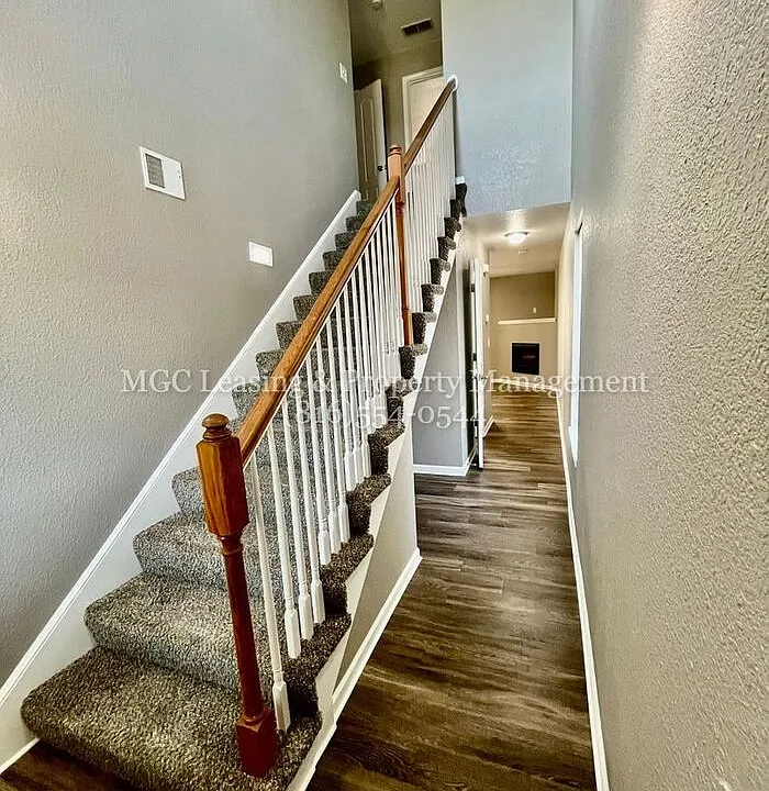 3101 NW Gateway Dr