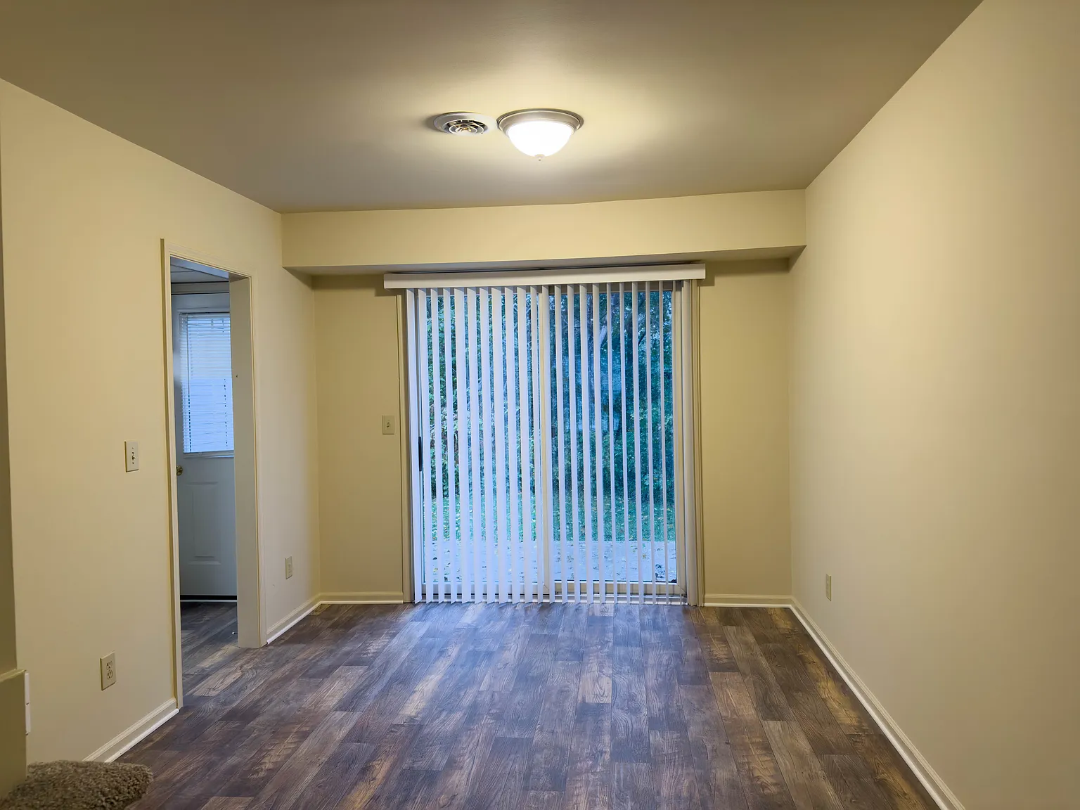 2 bed, 1.5 bath, $1,350 — Photo 4
