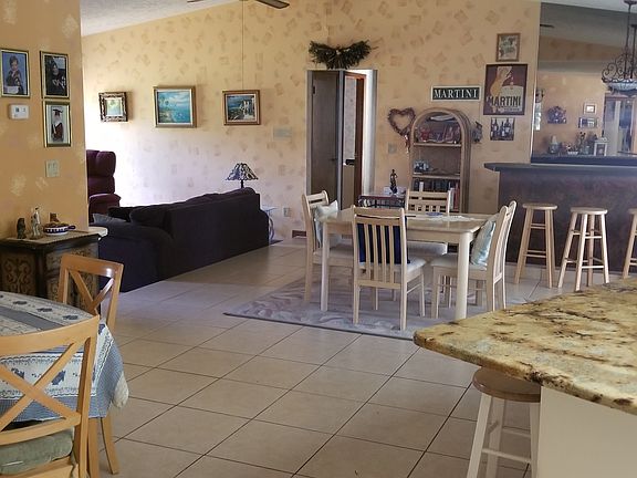 5th image of 13405 Chalet Ct