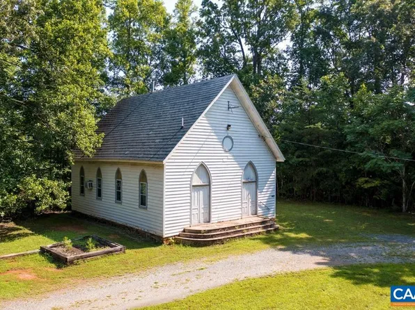 399 Rockfish Xing, Schuyler, VA 22969