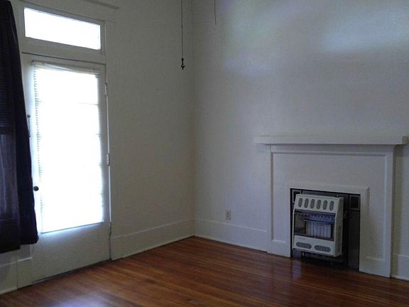3rd image of 2126 Orange St