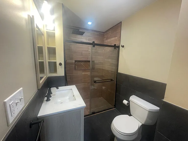 114 East St #1 — Photo 2