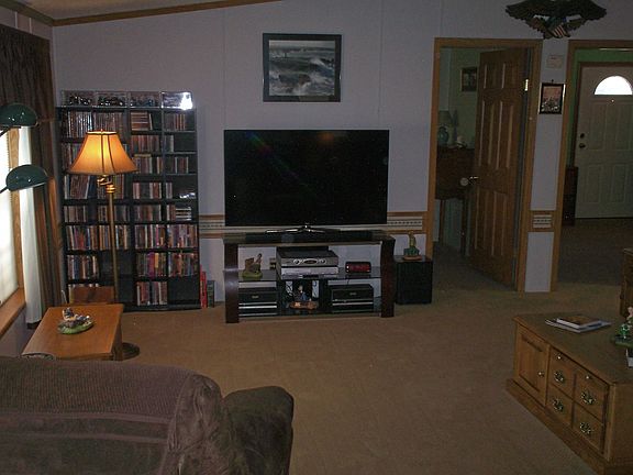 5th image of 34926 North Dr