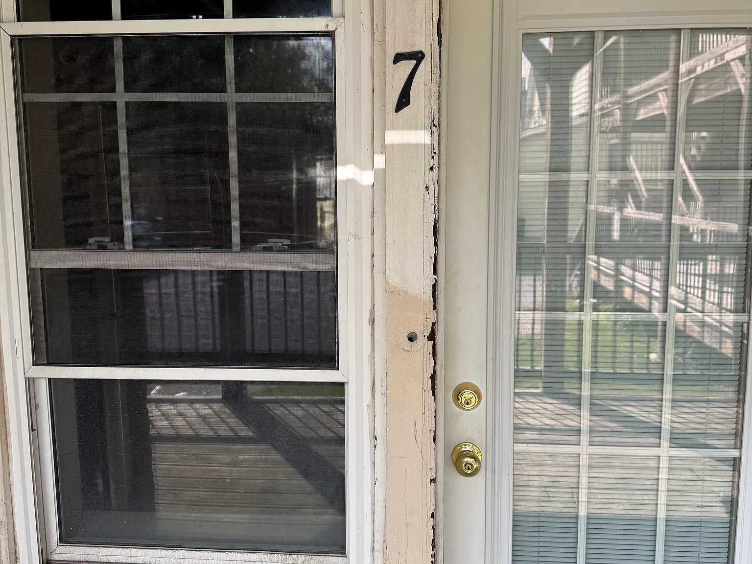 2 bed, 1000 sqft, $1,250 — Photo 2
