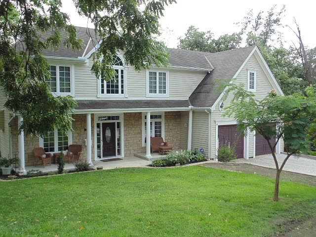 1st image of 4913 Douglas Ave