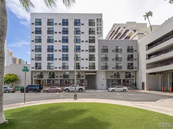 803 Waimanu St #703, Honolulu, HI 96813