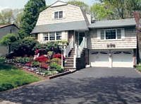 1st image of 10 Dorothy Ln