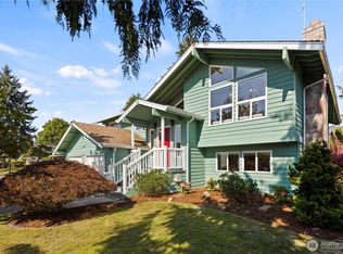 2008 Anacortes Ave NE, Renton, WA 98059