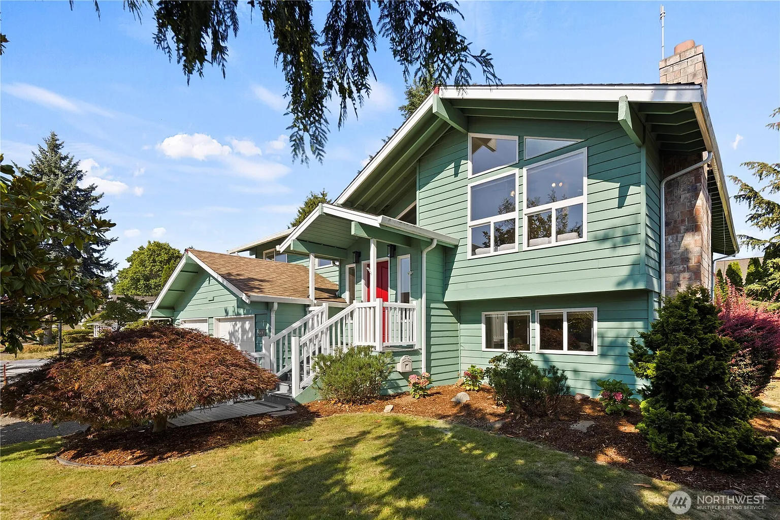 2008 Anacortes Avenue NE photo 1