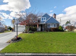 1301 Dill Rd, Havertown, PA 19083