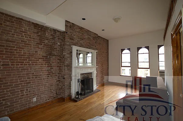 Rented by City Stop Realty | media 67