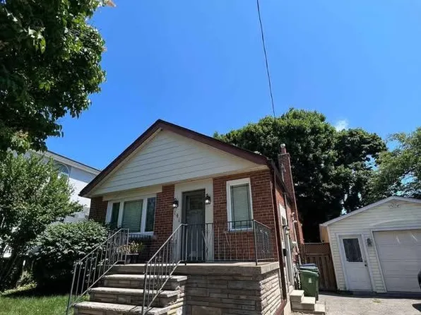 141 Bexhill Ave, Toronto, ON M1L 3C5