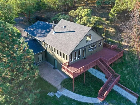 1756 Pair A Dice Ranch Rd, Jacksonville, OR 97530