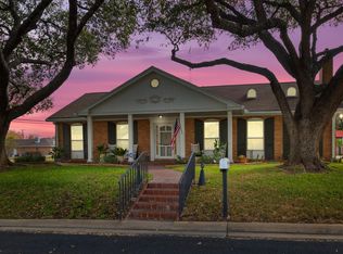 608 Bohlmann Ave, Schulenburg, TX 78956