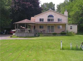 6142 East Ave, Newfane, NY 14108