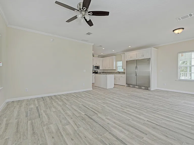 21 E Circle Dr #B — Photo 9