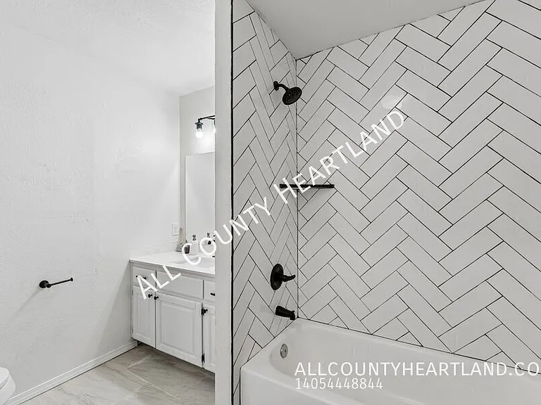 17116 Sunny Hollow Rd — Photo 7