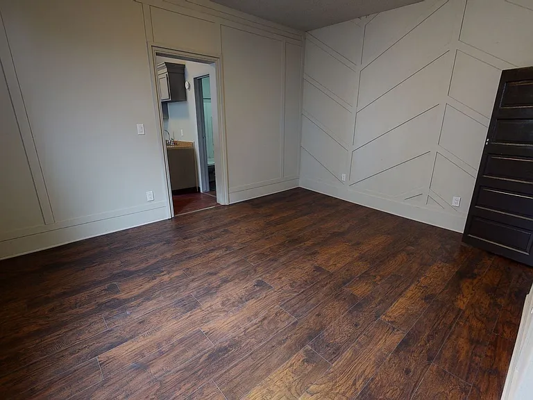 224 Poplar Street — Photo 12