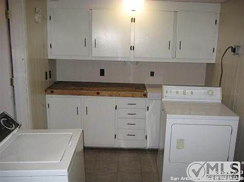 5th image of 314 Brettonwood Dr