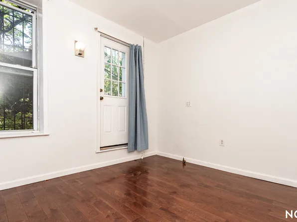 355 Stockholm Street image 20 of 20