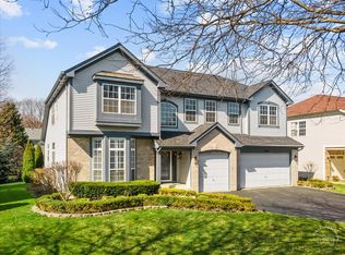 1619 William Penn Dr, Naperville, IL 60563