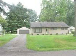 665 Clifton Dr NE, Warren, OH