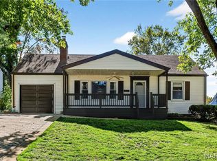 180 Doorack Ln, Saint Louis, MO 63122